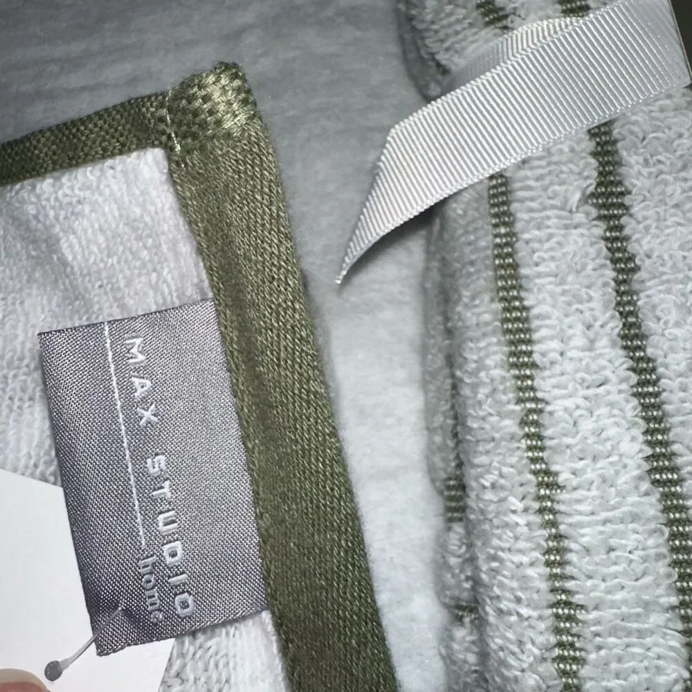 Max Studio Bath Towel Set Sage Green White Abstract 6 Pieces NWT
